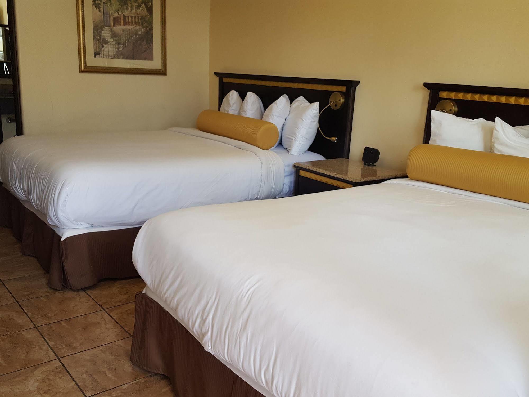 Tuscan Garden Inn Λος Άντζελες Εξωτερικό φωτογραφία